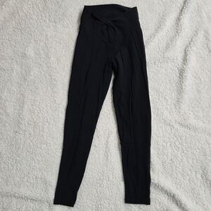 Elegant Black‎ High-Rise Leggings